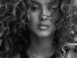 Tori Kelly ft. JoJo – bottomline (MIDI Profesional)