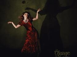 Lauren Mayberry – Change Shapes (MIDI Profesional)