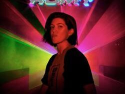 Romy – The Sea (MIDI Profesional)