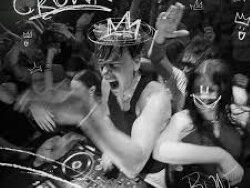 BUNT. – Crown (MIDI Profesional)