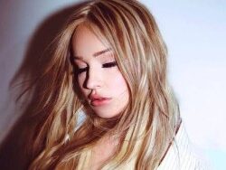 Kim Petras – Running Up That Hill (MIDI Profesional)